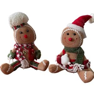 COPY - Gingerbread couple that sits- 7 x 11 in- NWT